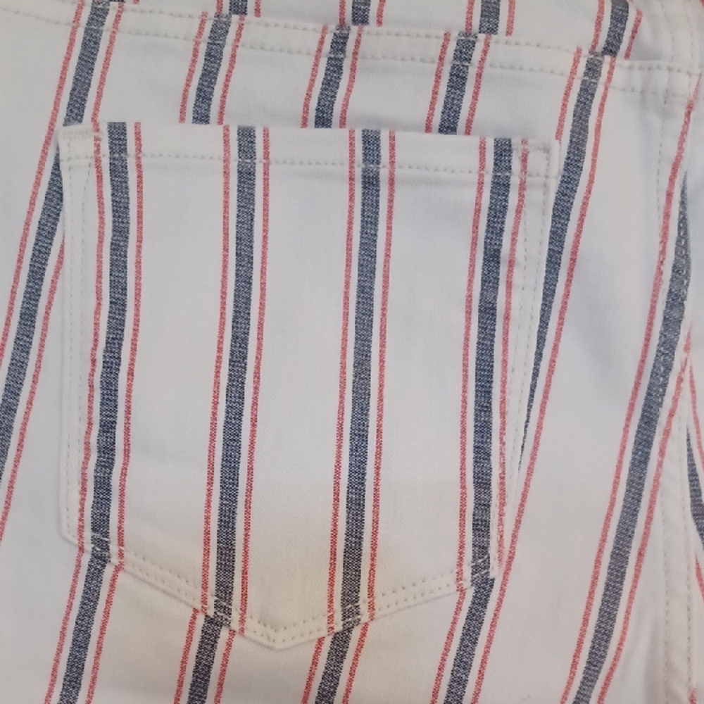 Old Navy White Shorts with Red and Navy Stripes - Picture 4 of 9
